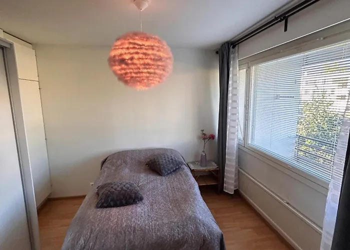 I Centrum Av * بيتار ساري